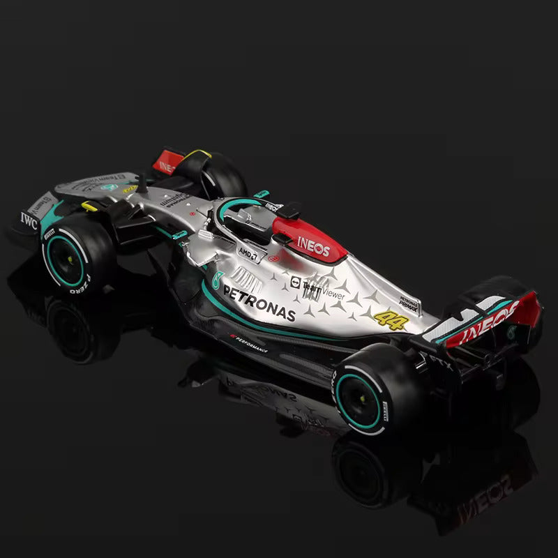 Bburago 1:43 F1 Mercedes Amg W13  #44 Lewis Hamilton